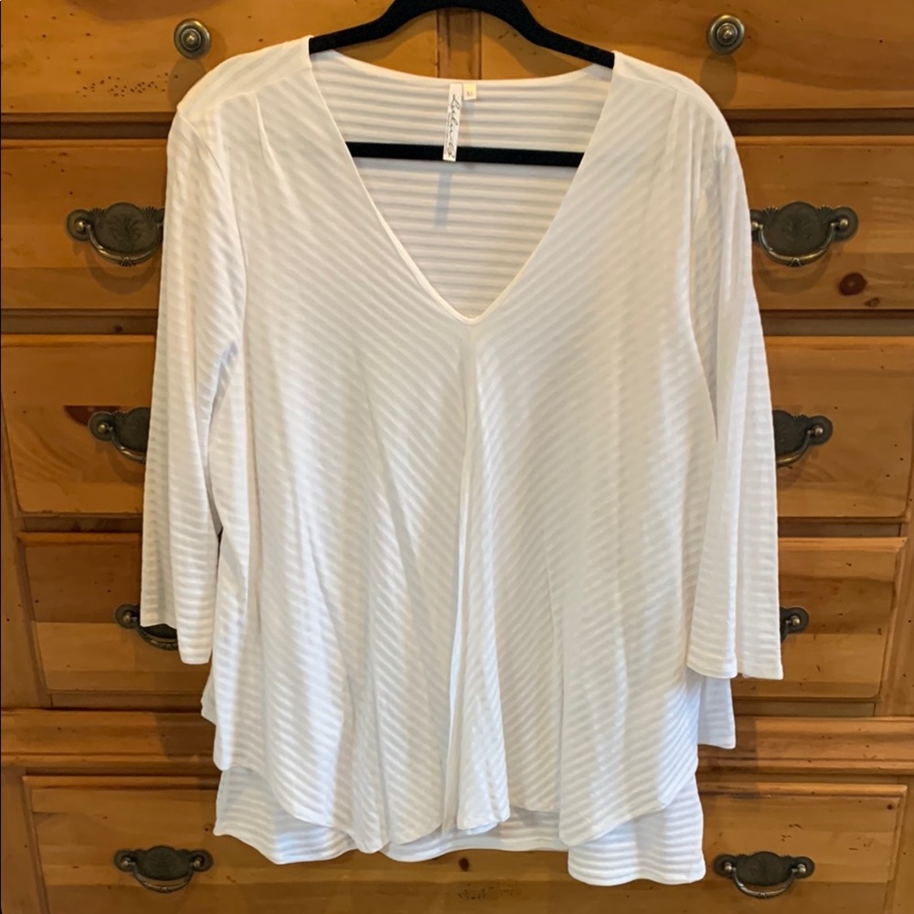 Women's White V-Neck Top